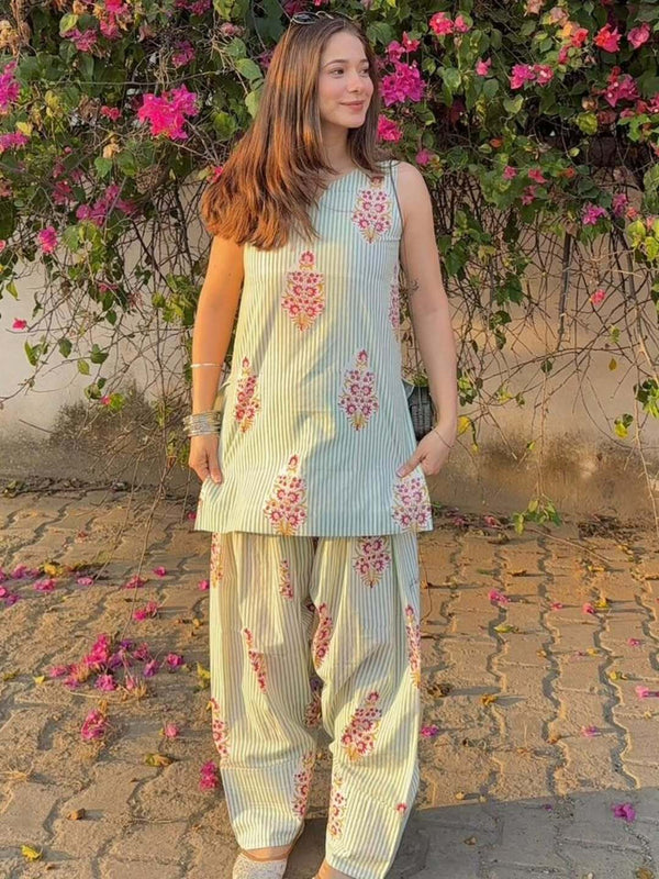 Inaya Printed 2-Piece
